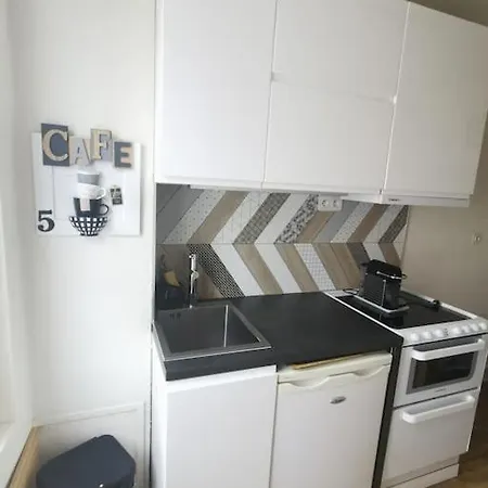 A 50 M De La Plage Apartamento Arcachón